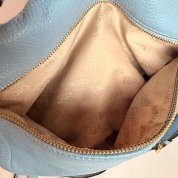 Michael Kors Light Blue Pebbled Leather Crossbody Bag Gold Hardware - Picture 13 of 14